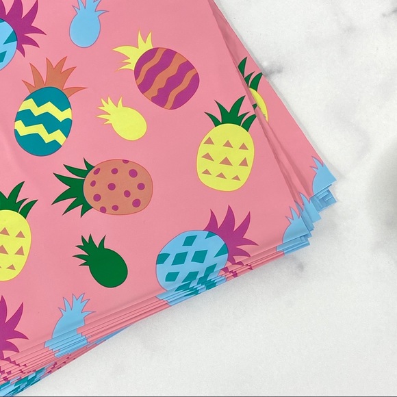 25 10X13 Crazy Pineapple Mailers Clearance - Picture 3 of 6